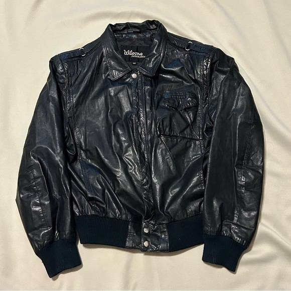 Vintage Wilson Black Leather Bomber Jacket Men’s Size 44 - Picture 8 of 12